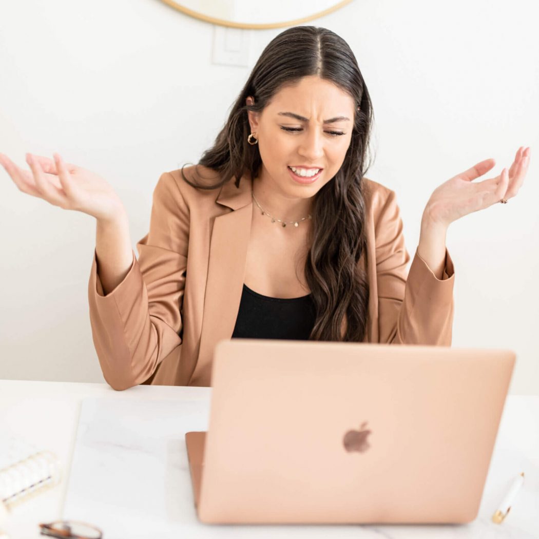 Woman, frustrated, laptop